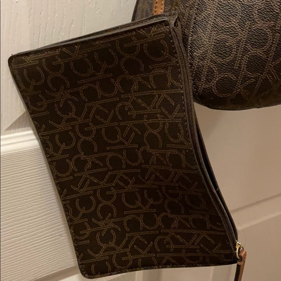 Calvin Klein Monogram Tote bag - Picture 3 of 10